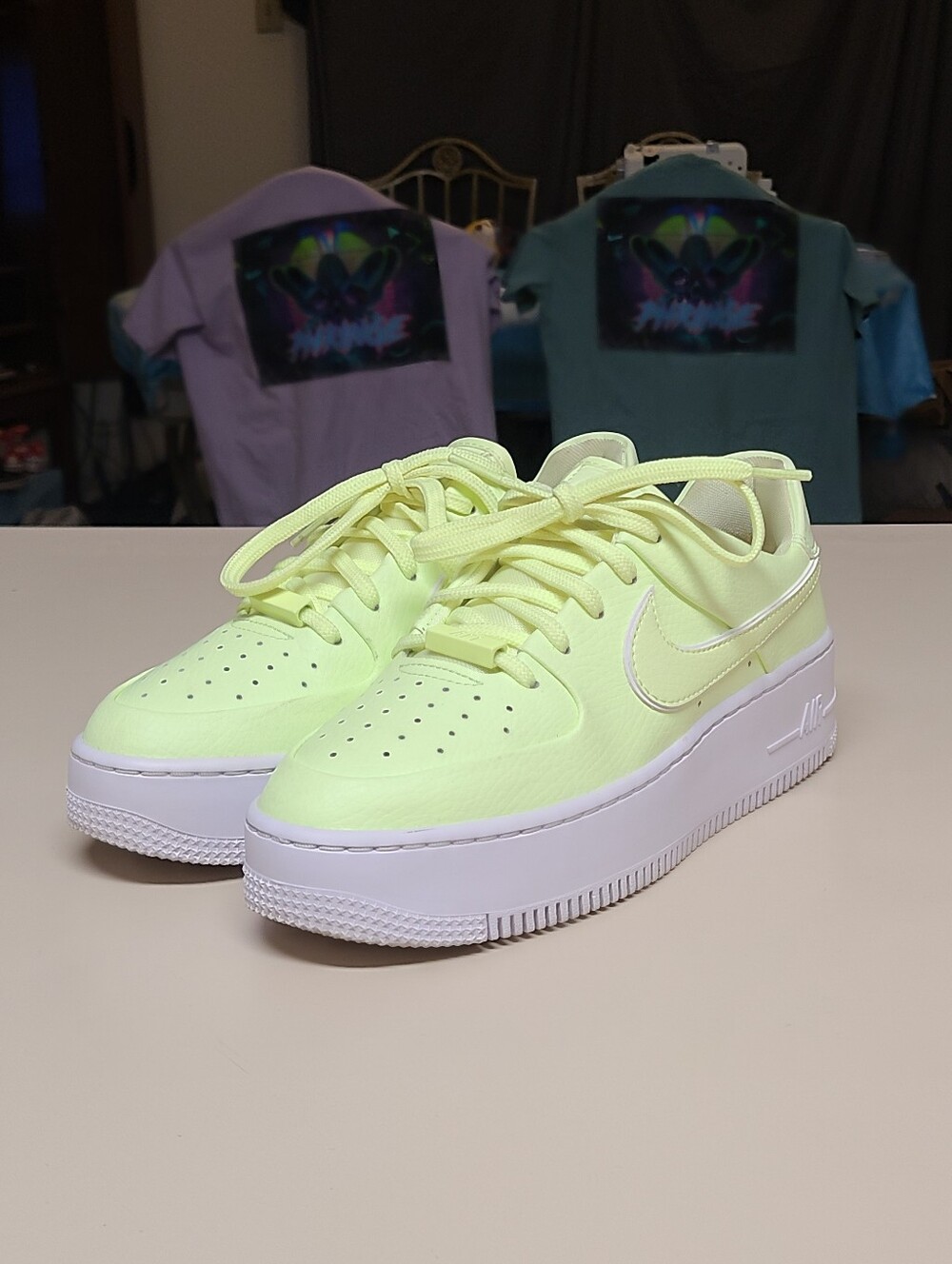 Nike Air Force 1 Sage Low Barley Volt casual platform sneakers size 7